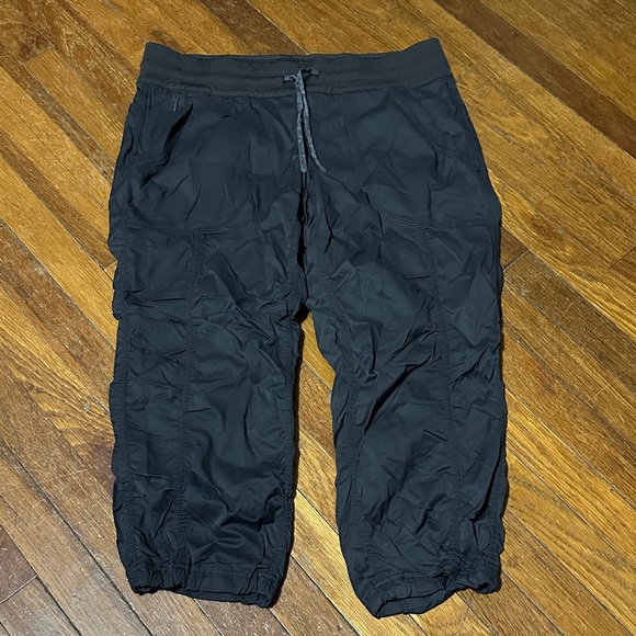 The North Face Pants - The North Face Aphrodite Crop Hiking Pants, Gray, Medium